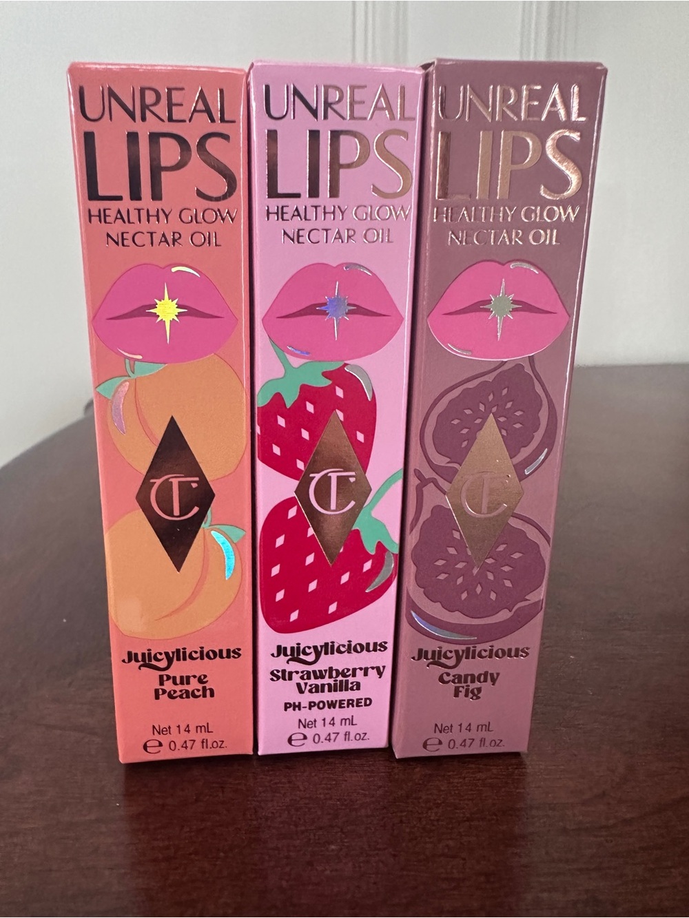 Charlotte tilbury nourishing lip oil